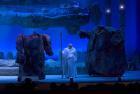 Прикрепленное изображение: ID05169_DI_Gold_of_the_Rhine_Vagner_100604_Mariinsky_Theatre.jpg